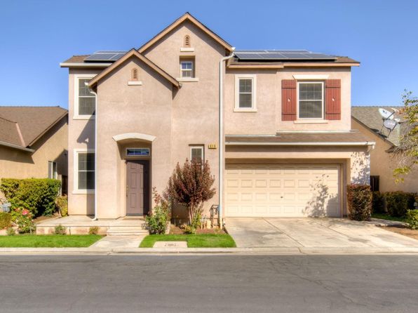 619 W Casanova Ln, Clovis, CA 93619