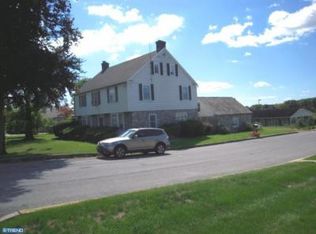 202 S Centre Ave, Leesport, PA 19533