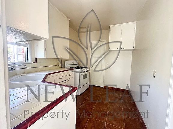 5th image of 232 S Bush St #230