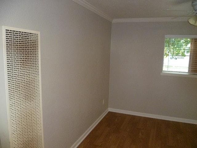 1st image of 111 6th St APT 1