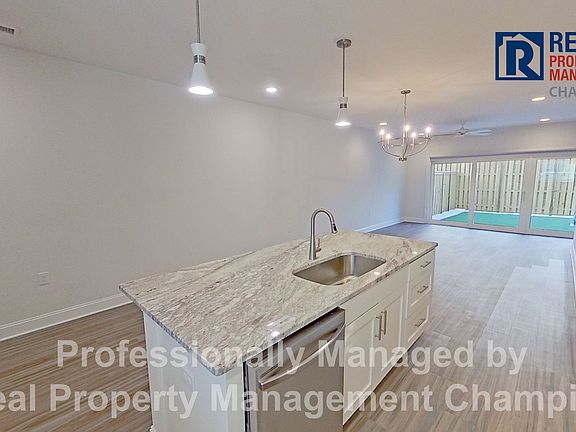 5th image of 8814 Market St #1