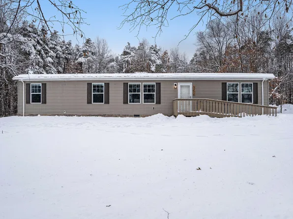 6453 Eighteen Mile Rd NE, Cedar Springs, MI 49319
