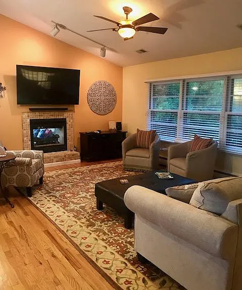 209 Winchester Beach Dr — Photo 9