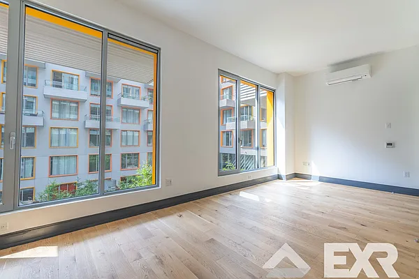 Rented by The KCI Group | media 21