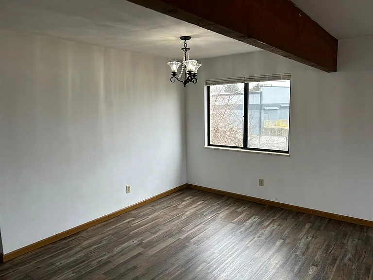 631 Vicksburg Dr — Photo 16