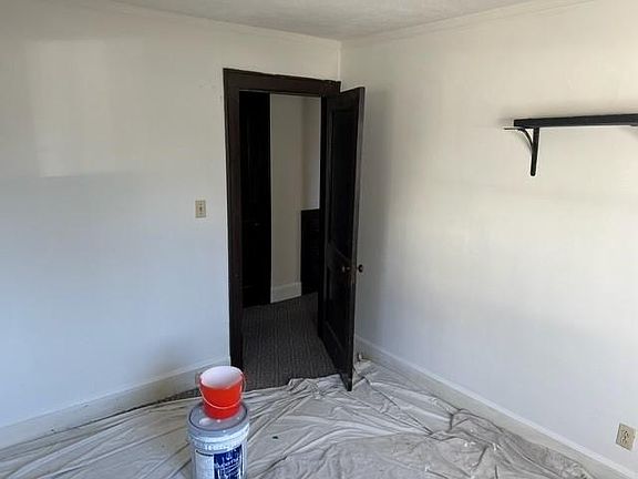 3rd image of 809 Kenmore Blvd #1
