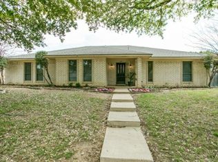 1815 Rhinevalley Dr, Arlington, TX 76012