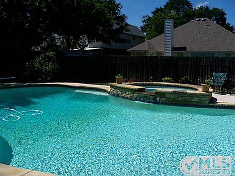 5th image of 2100 Mikasa Ct