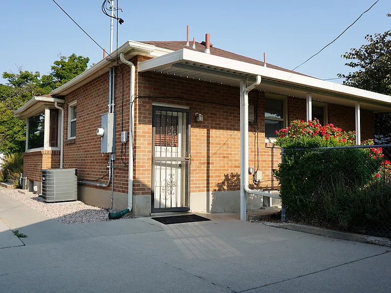 2683 S Glenmare St — Photo 3