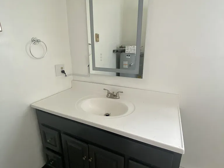 117 E High St #1 — Photo 7