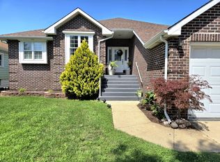4220 Henry St, Hammond, IN 46327