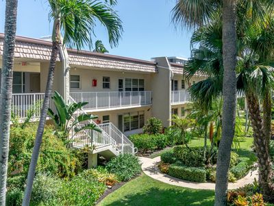 624 Snug Harbor Drive #B16, Boynton Beach, FL, 33435