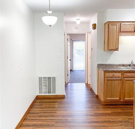 5th image of 7593 48th Ave #3
