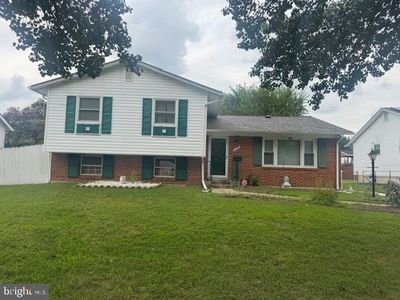6556 Princess Garden Pkwy, Lanham, MD, 20706