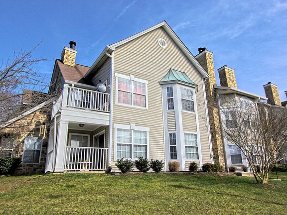 2nd image of 5625 Willoughby Newton Dr Unit 25