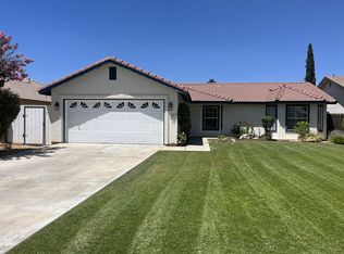 8510 Sun Harbor Dr, Bakersfield, CA 93312