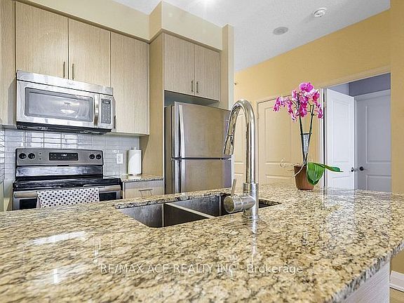 3rd image of 9582 Markham Rd #1107