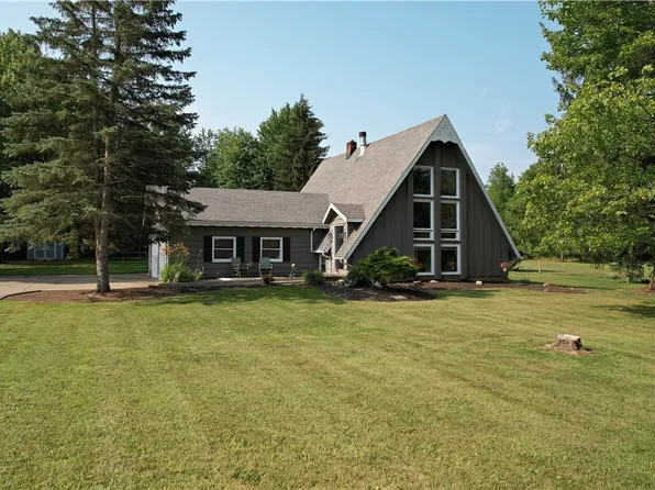 1100 Winchell Rd, Aurora, OH 44202