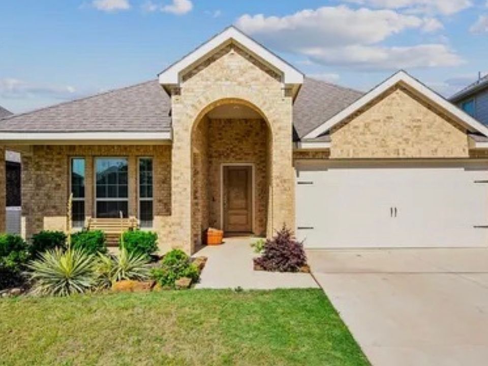 1st image of 2929 Brazos Dr