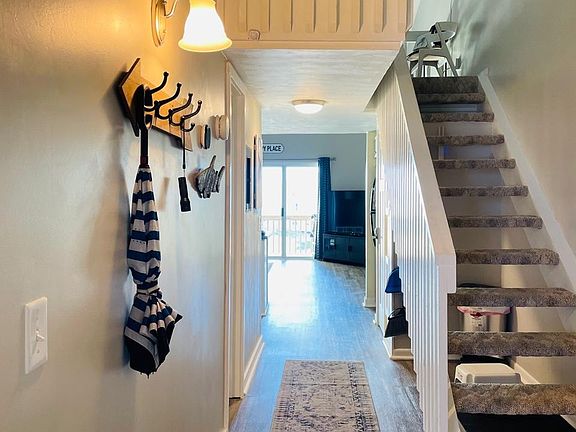 Entry way