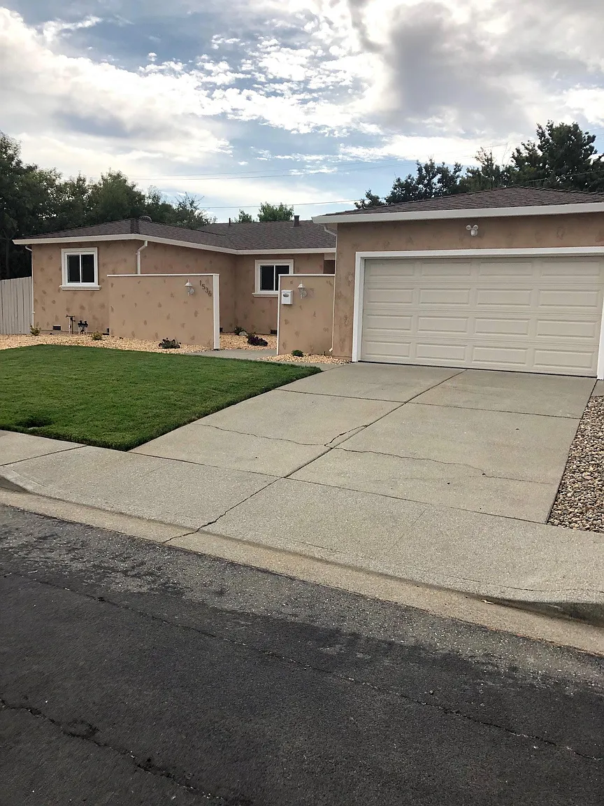 1536 Dianda Dr photo 1