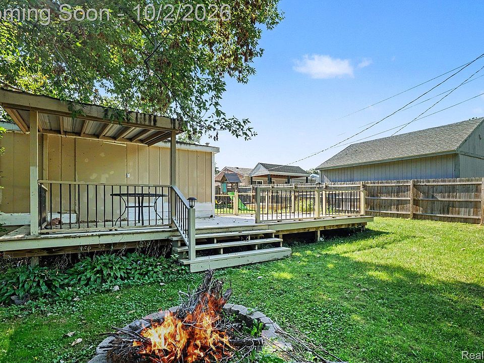 24055 Manila St, photo 28