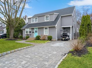 815 Woodcrest Dr, Spring Lake, NJ 07762