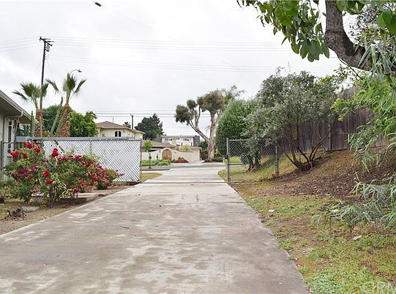 5th image of 1520 Taylor Ave