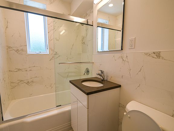 4th image of 1981 Sedgwick Ave APT 4E