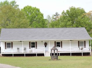 3015 Union Point Rd, Union Point, GA 30669