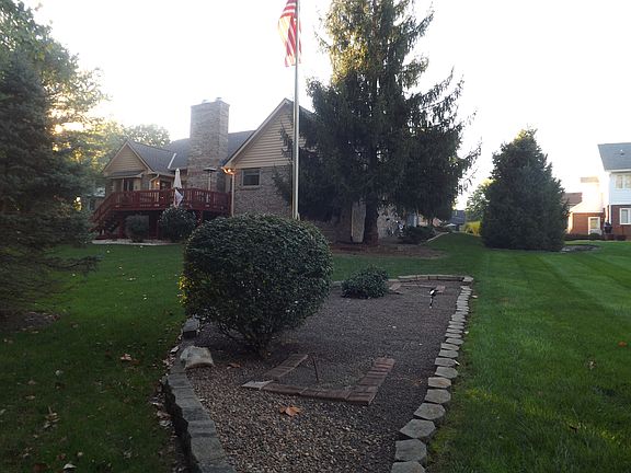 3rd image of 8753 Southcreek Ct