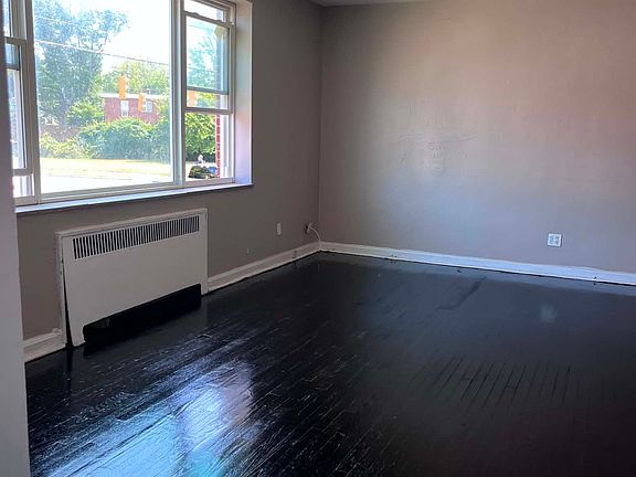3rd image of 2366 Noble Rd APT 104