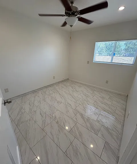7325 Cypress Ave — Photo 4