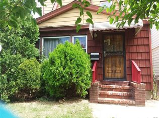 11301 201st St, Saint Albans, NY 11412