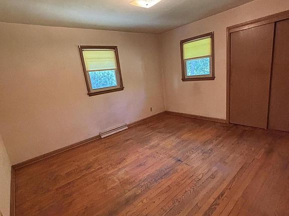 5th image of 2049 N 115th STREET