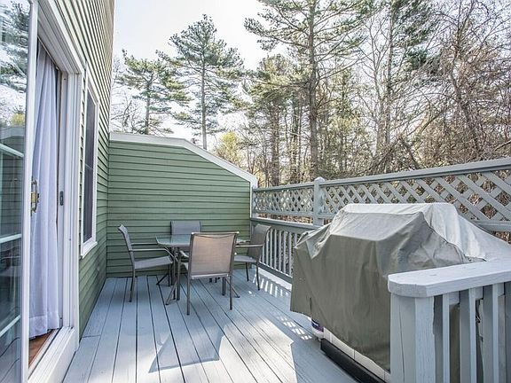 3rd image of 30 Conifer Dr #B