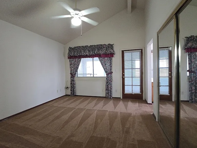 7665 Le Conte Dr — Photo 7