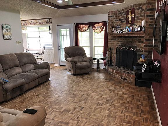 3rd image of 9545 Landis Dr