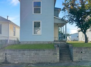521 Spangler Dr, Zanesville, OH 43701