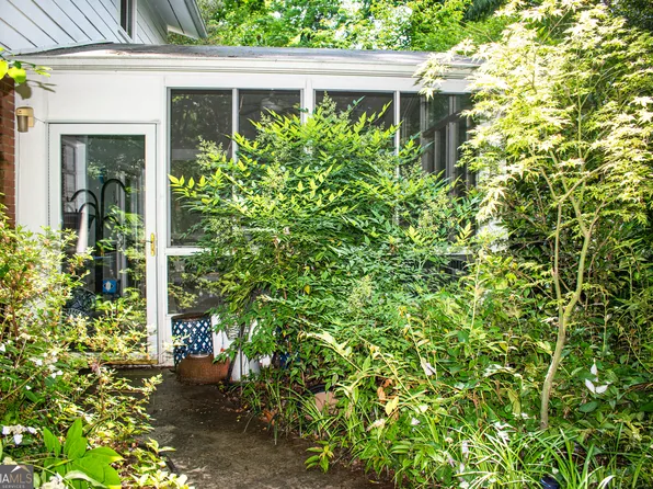 3059 Appling Dr, Atlanta, GA 30341