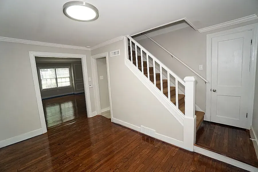 813 Beechwood St — Photo 1