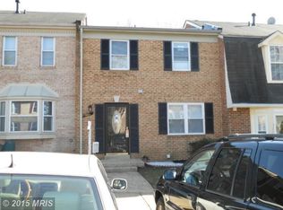 9861 Lakepointe Dr, Burke, VA 22015