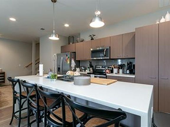 4th image of 3511 Ocean Cir Unit D