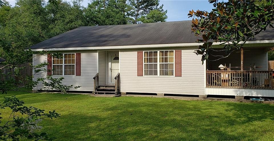 1st image of 61262 Forest Dr
