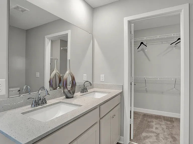 7573 Marin Pkwy — Photo 23