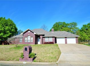 701 Kimberly Ln, Canton, TX 75103