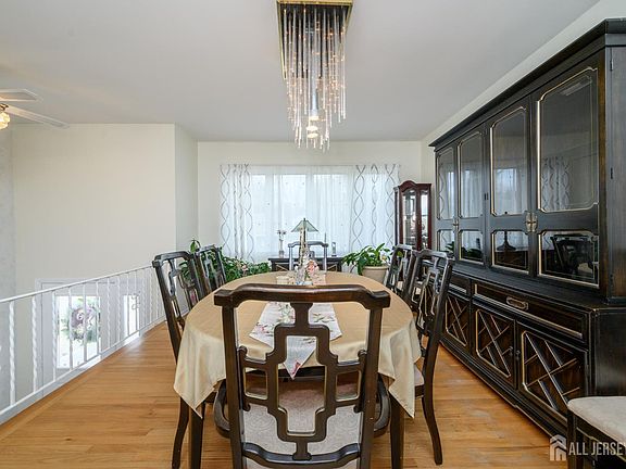 4th image of 96 Cooper Blvd