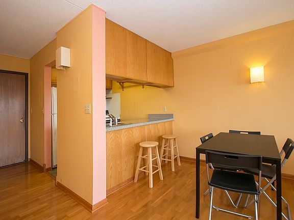 5th image of 1920 S 1st St APT 1708