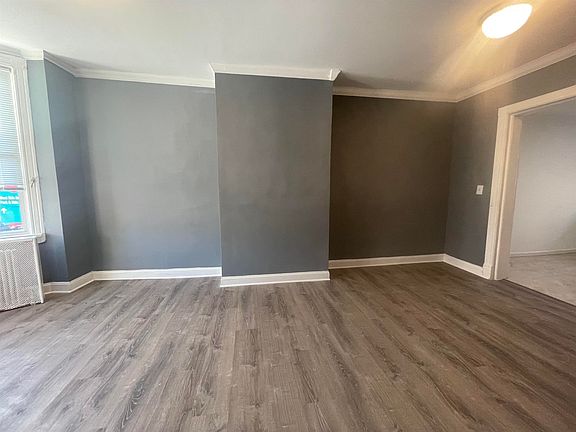 5th image of 445 W Side Ave #2