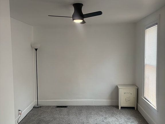 Bed room